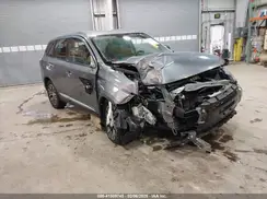 JA4AD2A30JJ003838 2018 MITSUBISHI OUTLANDER