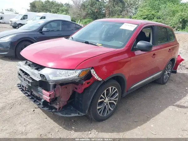 JA4AD2A30JZ001489 2018 MITSUBISHI OUTLANDER - Image 2