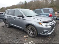 JA4AD2A30JZ049395 2018 MITSUBISHI OUTLANDER