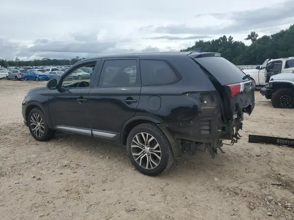 JA4AD2A30JZ068657 2018 MITSUBISHI OUTLANDER - Image 2