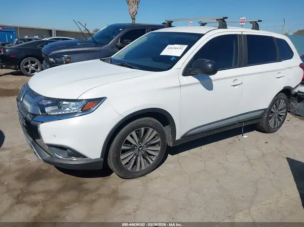JA4AD2A30KZ006578 2019 MITSUBISHI OUTLANDER - Image 2