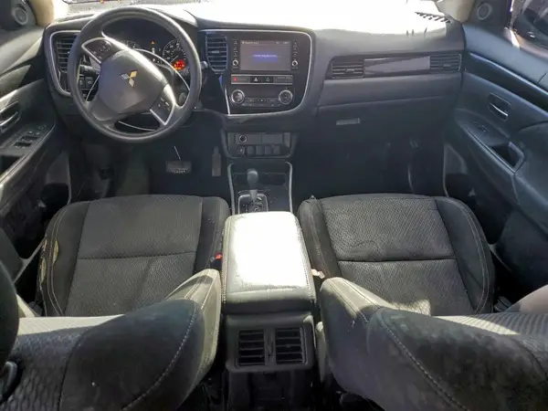 JA4AD2A30KZ012414 2019 MITSUBISHI OUTLANDER - Image 8