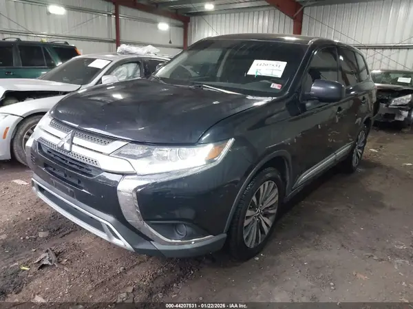 JA4AD2A30KZ025468 2019 MITSUBISHI OUTLANDER - Image 2