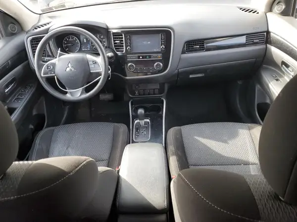 JA4AD2A30KZ053593 2019 MITSUBISHI OUTLANDER - Image 8