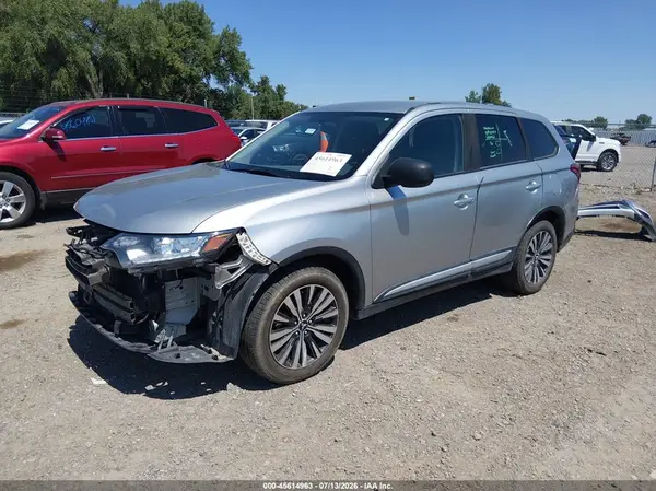 JA4AD2A30LJ001803 2020 MITSUBISHI OUTLANDER - Image 2