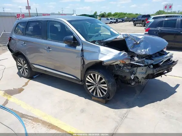 JA4AD2A30LZ004329 2020 MITSUBISHI OUTLANDER - Image 1