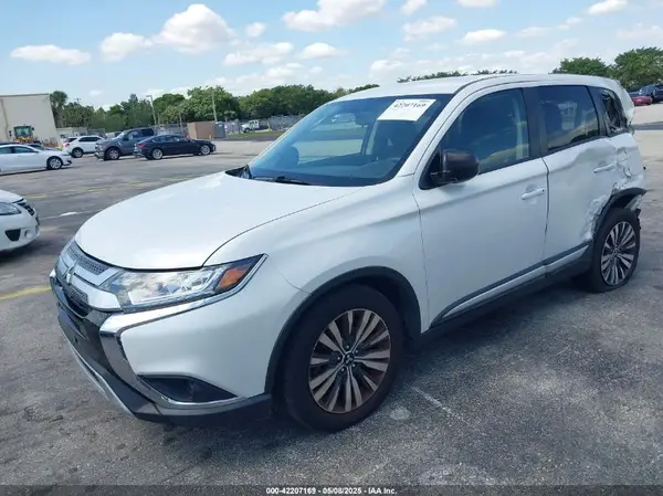 JA4AD2A30LZ034060 2020 MITSUBISHI OUTLANDER - Image 2