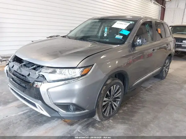 JA4AD2A30LZ039923 2020 MITSUBISHI OUTLANDER - Image 2