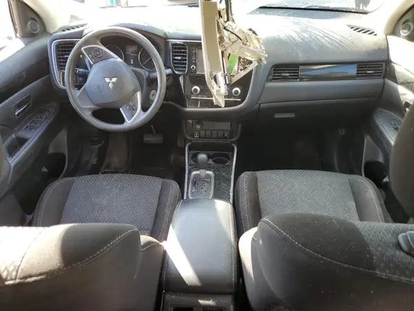 JA4AD2A30LZ042319 2020 MITSUBISHI OUTLANDER - Image 8