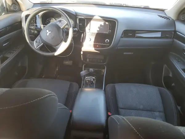 JA4AD2A30LZ045429 2020 MITSUBISHI OUTLANDER - Image 8