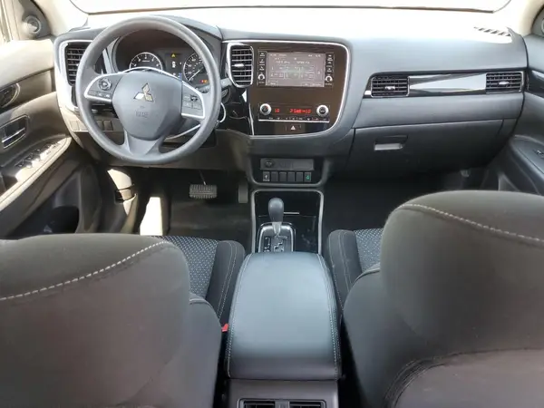 JA4AD2A30LZ048699 2020 MITSUBISHI OUTLANDER - Image 8