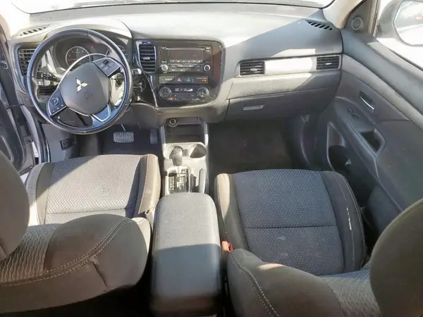 JA4AD2A31GZ014096 2016 MITSUBISHI OUTLANDER - Image 8