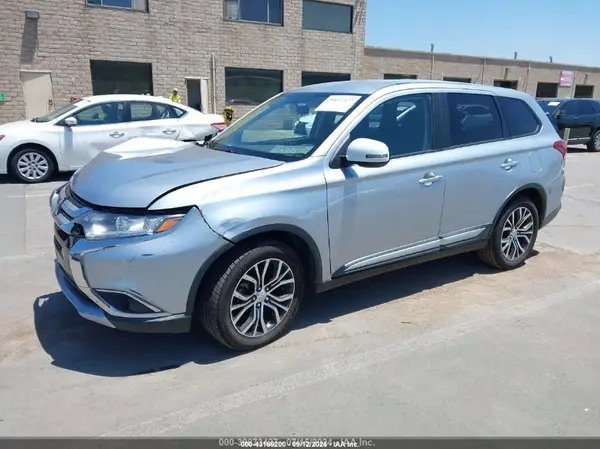 JA4AD2A31GZ022196 2016 MITSUBISHI OUTLANDER - Image 2