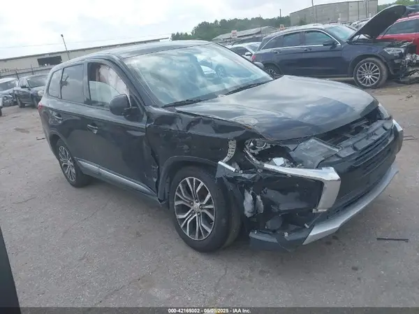 JA4AD2A31GZ045865 2016 MITSUBISHI OUTLANDER - Image 1