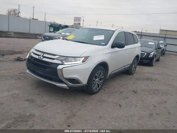 JA4AD2A31HZ018540 2017 MITSUBISHI OUTLANDER - Image 2