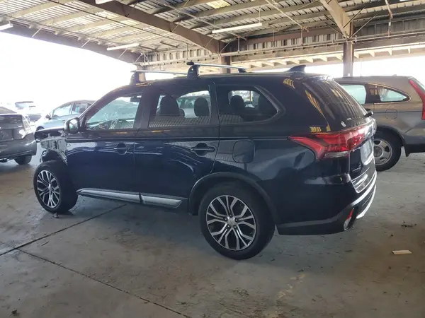 JA4AD2A31HZ039940 2017 MITSUBISHI OUTLANDER - Image 2