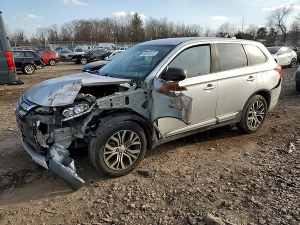 JA4AD2A31JZ017510 2018 MITSUBISHI OUTLANDER - Image 1