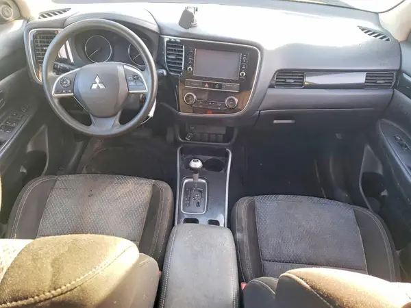 JA4AD2A31KZ005455 2019 MITSUBISHI OUTLANDER - Image 8