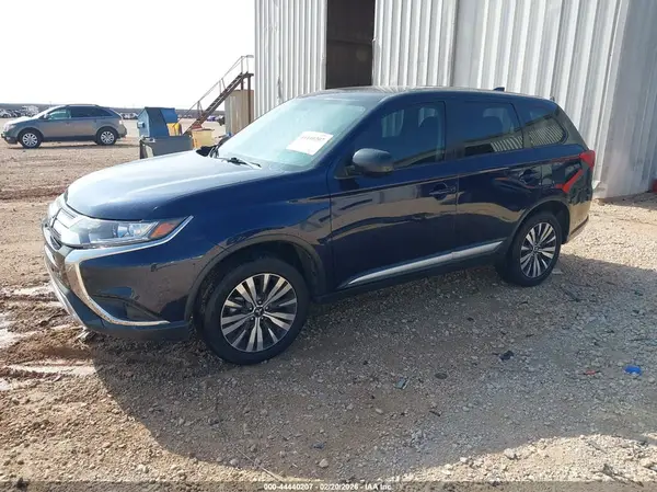 JA4AD2A31KZ011952 2019 MITSUBISHI OUTLANDER - Image 2