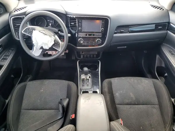 JA4AD2A31KZ021901 2019 MITSUBISHI OUTLANDER - Image 8
