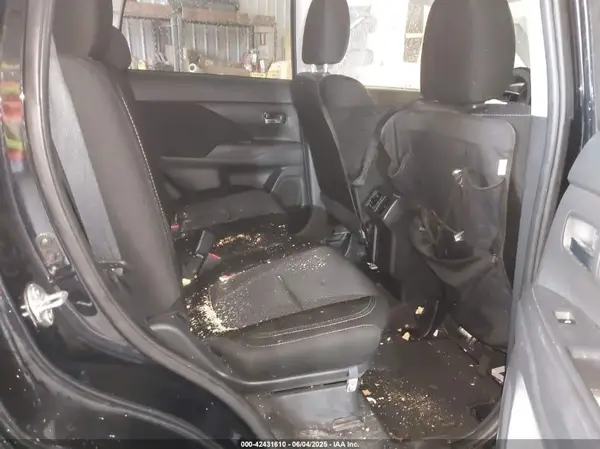 JA4AD2A31KZ032607 2019 MITSUBISHI OUTLANDER - Image 8