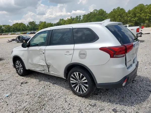 JA4AD2A31LZ013623 2020 MITSUBISHI OUTLANDER - Image 2