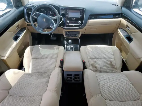 JA4AD2A31LZ013623 2020 MITSUBISHI OUTLANDER - Image 8