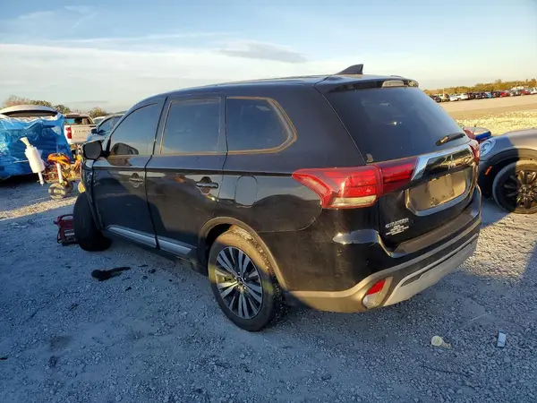 JA4AD2A31LZ016859 2020 MITSUBISHI OUTLANDER - Image 2