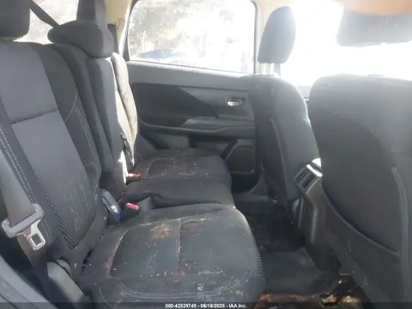 JA4AD2A31LZ018515 2020 MITSUBISHI OUTLANDER - Image 8