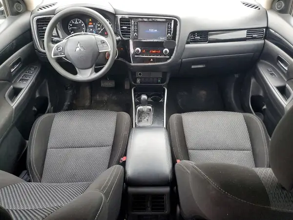 JA4AD2A31LZ047853 2020 MITSUBISHI OUTLANDER - Image 8