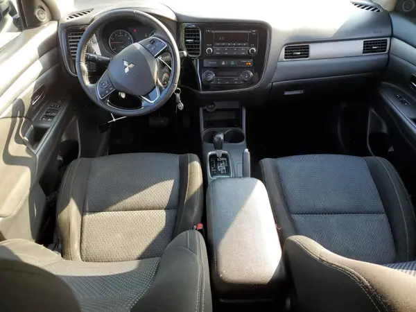 JA4AD2A32GZ012485 2016 MITSUBISHI OUTLANDER - Image 8