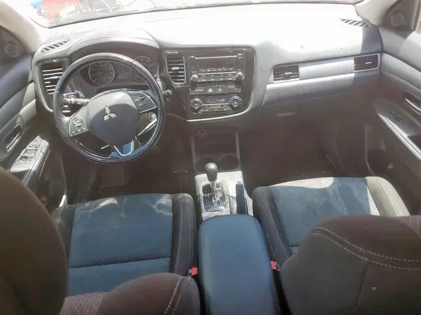 JA4AD2A32GZ021879 2016 MITSUBISHI OUTLANDER - Image 8