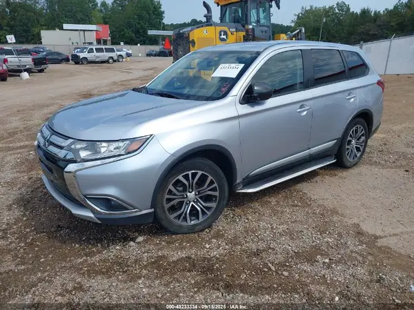 JA4AD2A32GZ031747 2016 MITSUBISHI OUTLANDER - Image 2