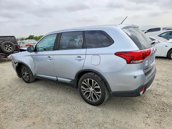 JA4AD2A32GZ035717 2016 MITSUBISHI OUTLANDER - Image 2