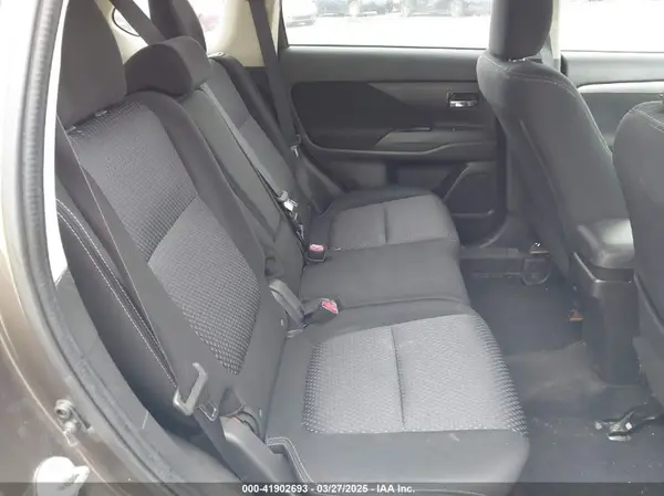 JA4AD2A32GZ048077 2016 MITSUBISHI OUTLANDER - Image 8