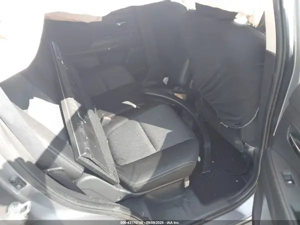 JA4AD2A32HZ002721 2017 MITSUBISHI OUTLANDER - Image 8