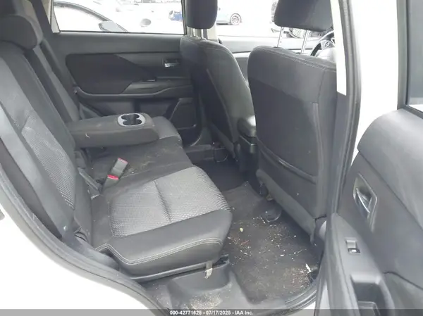 JA4AD2A32HZ016182 2017 MITSUBISHI OUTLANDER - Image 8