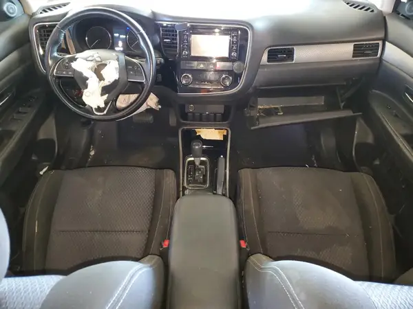 JA4AD2A32HZ017896 2017 MITSUBISHI OUTLANDER - Image 8