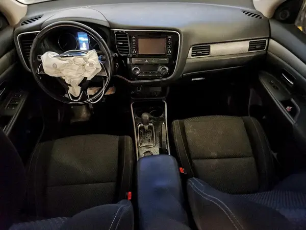 JA4AD2A32HZ018112 2017 MITSUBISHI OUTLANDER - Image 8