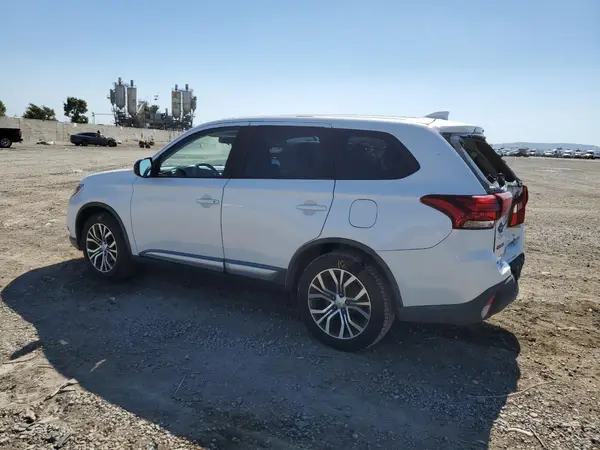 JA4AD2A32HZ032852 2017 MITSUBISHI OUTLANDER - Image 2