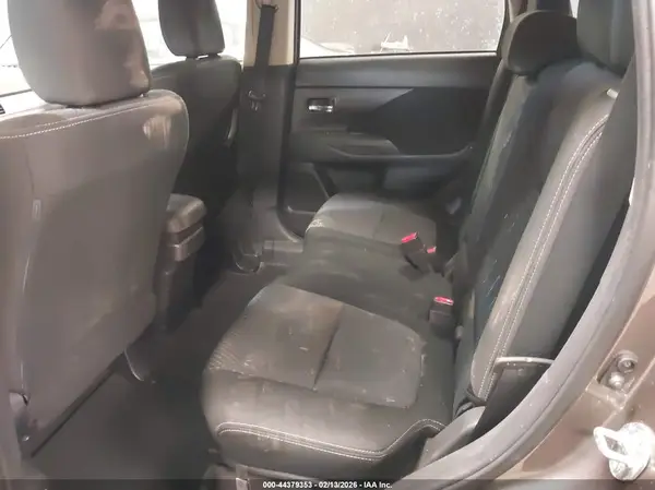 JA4AD2A32HZ054706 2017 MITSUBISHI OUTLANDER - Image 8
