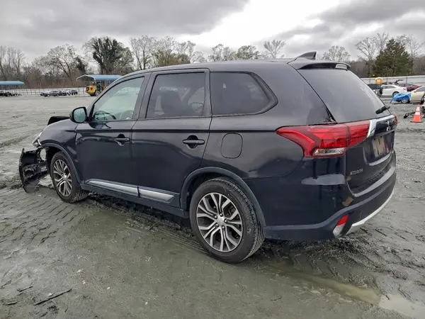 JA4AD2A32JZ003602 2018 MITSUBISHI OUTLANDER - Image 2