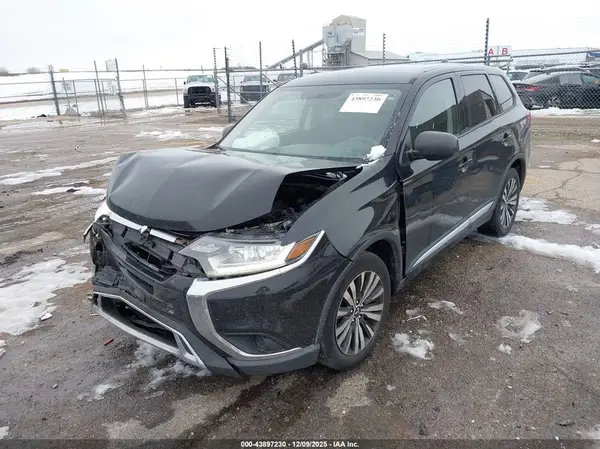 JA4AD2A32KJ002160 2019 MITSUBISHI OUTLANDER - Image 2