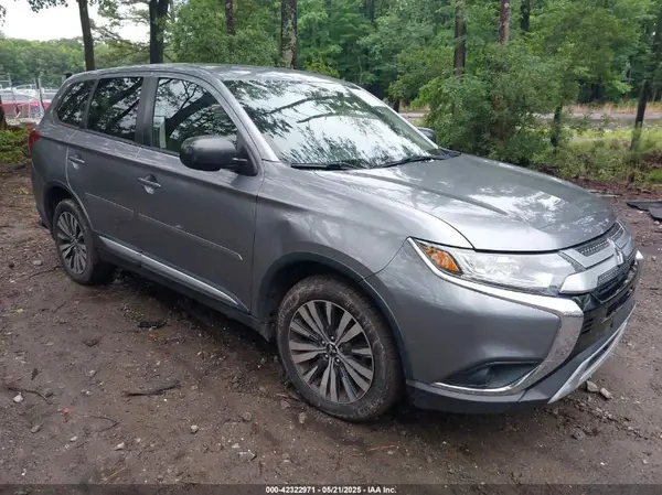 JA4AD2A32KZ005481 2019 MITSUBISHI OUTLANDER - Image 1