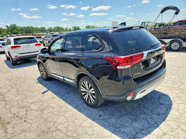JA4AD2A32KZ013001 2019 MITSUBISHI OUTLANDER - Image 2