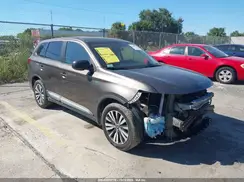 JA4AD2A32KZ013032 2019 MITSUBISHI OUTLANDER