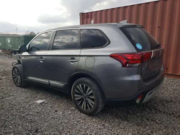 JA4AD2A32KZ015427 2019 MITSUBISHI OUTLANDER - Image 2