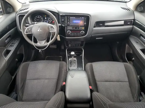 JA4AD2A32KZ015430 2019 MITSUBISHI OUTLANDER - Image 8