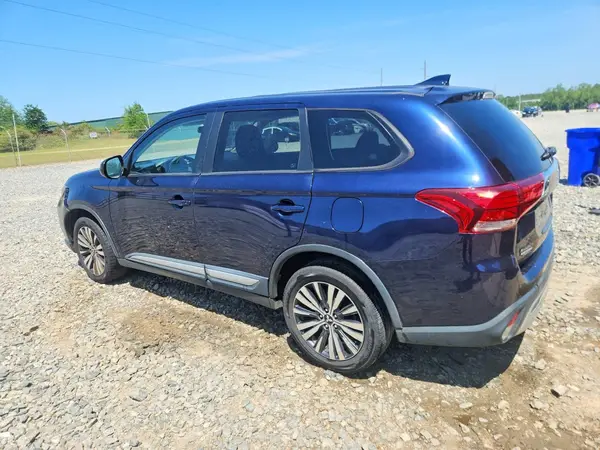 JA4AD2A32KZ015928 2019 MITSUBISHI OUTLANDER - Image 2