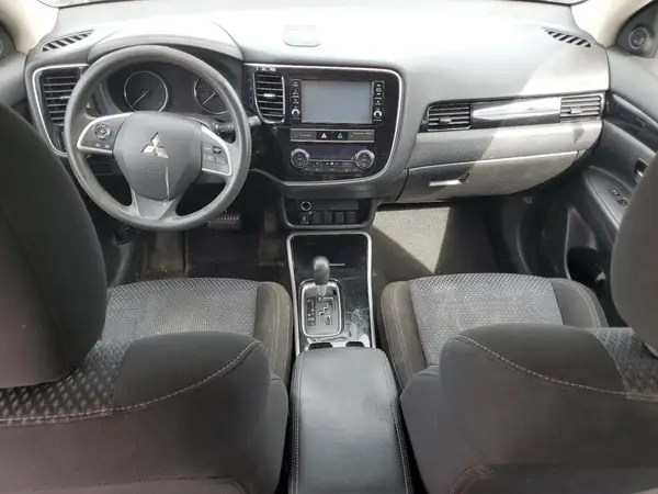 JA4AD2A32KZ022197 2019 MITSUBISHI OUTLANDER - Image 8